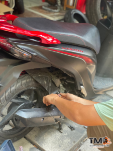 lốp chống đinh tự vá xe máy chenghsin 80/90-14, 90/90-14 dành chon honda vision, honda airblade, honda vario